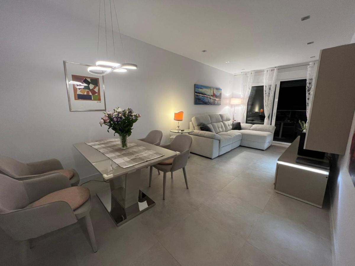 New Build Modern Ap 4 Min Walk To The Beach And Marbella Old Town Exterior foto